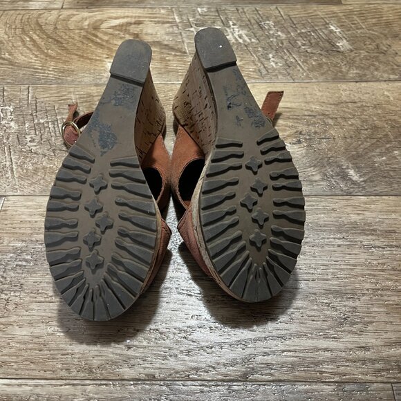 Diane Von Furstenberg Women's Sylvia Wedge - Picture 2 of 3